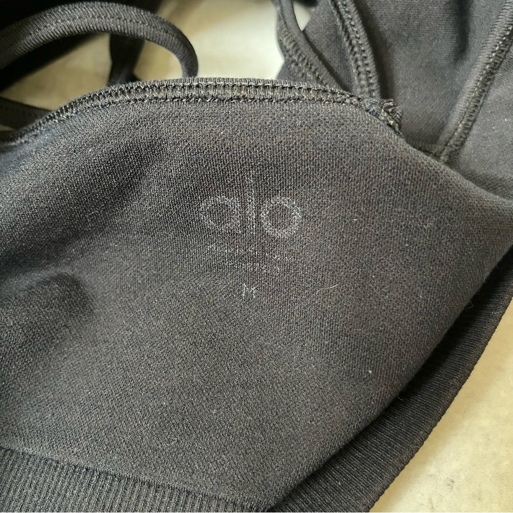 Alo Seamless Long Line Bra Medium Black - Picture 4 of 4